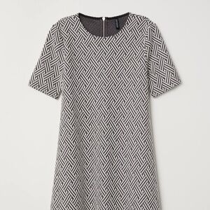 H&M SHORT JERSEY JACQUARD DRESS